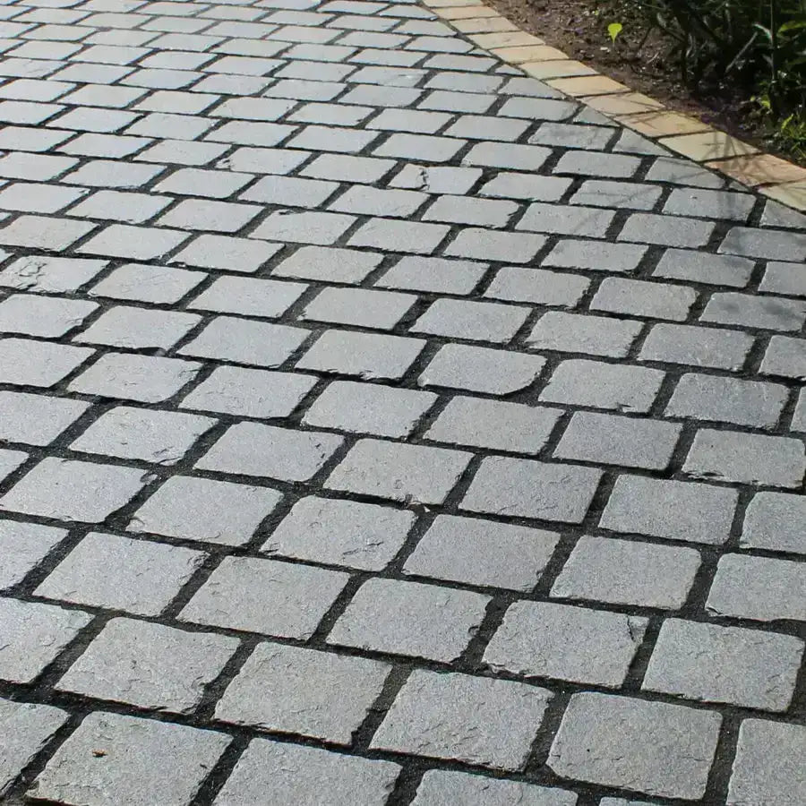 Limestone Setts Black Limestone Cobbles & Setts 100 x 100 x 50 | Paving Slabs UK