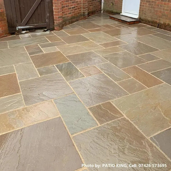 Raj blend sandstone paving