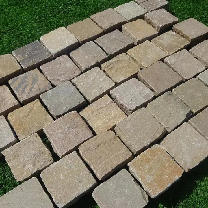 Raj green cobbles setts 100 x 100 x 50
