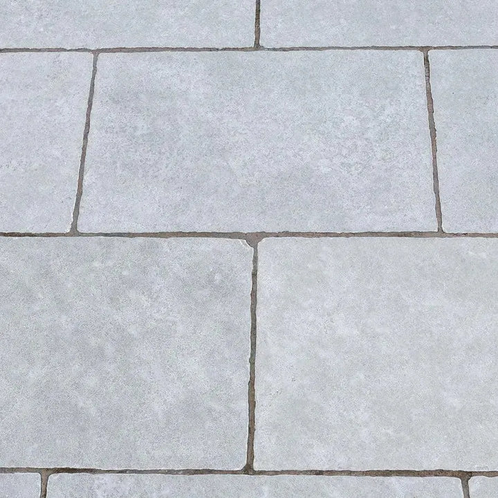 Tandur grey limestone handcut tumbled